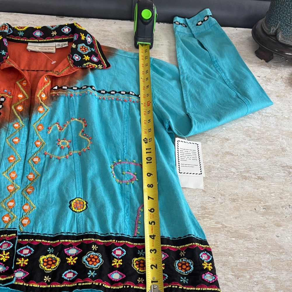 Colorful Embroidered Jacket - Picture 7 of 8